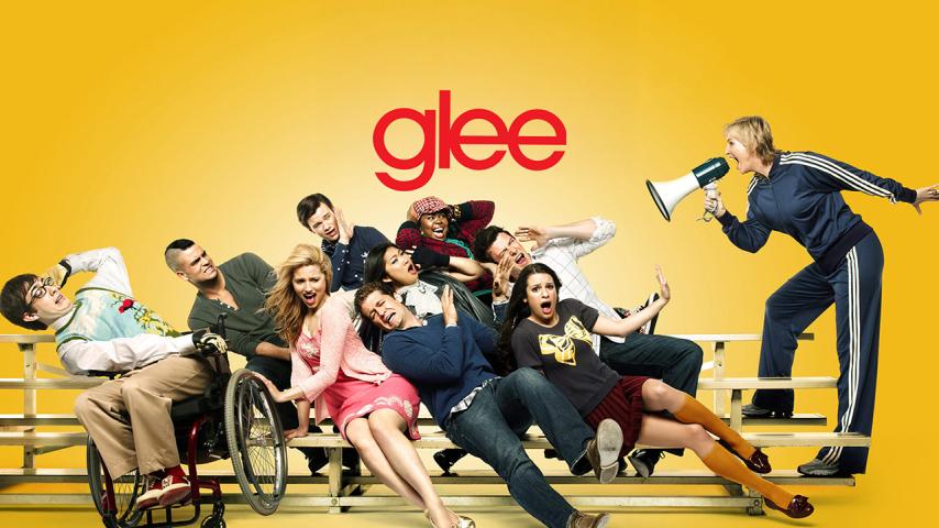 مسلسل Glee الموسم 1 الحلقة 1 مترجمة