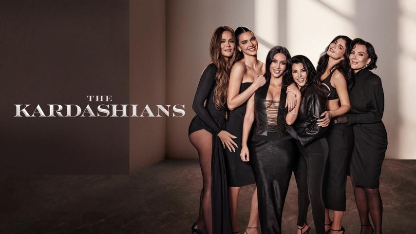 مسلسل The Kardashians الموسم 7 الحلقة 1 مترجمة
